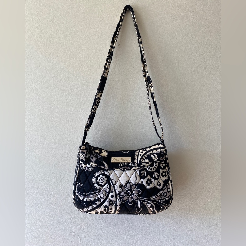 VERA BRADLEY Frannie Small Crossbody in Midnight Paisley (Retired Pattern)